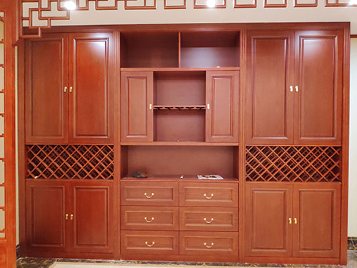 金平中式家居装修之中式酒柜装修效果图